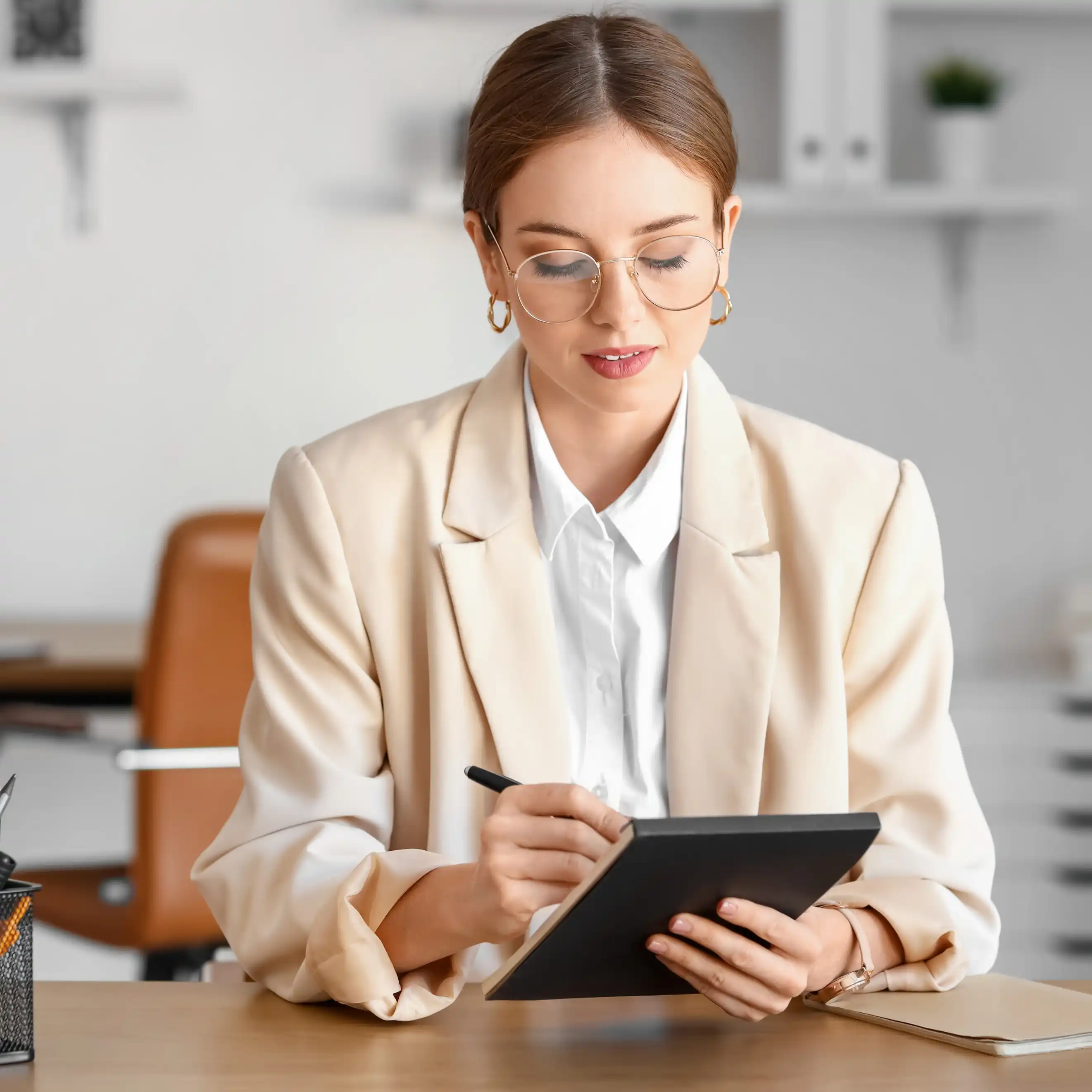 Expert HR & Recruitment Digital Marketing Dubai – Adwh Solutions